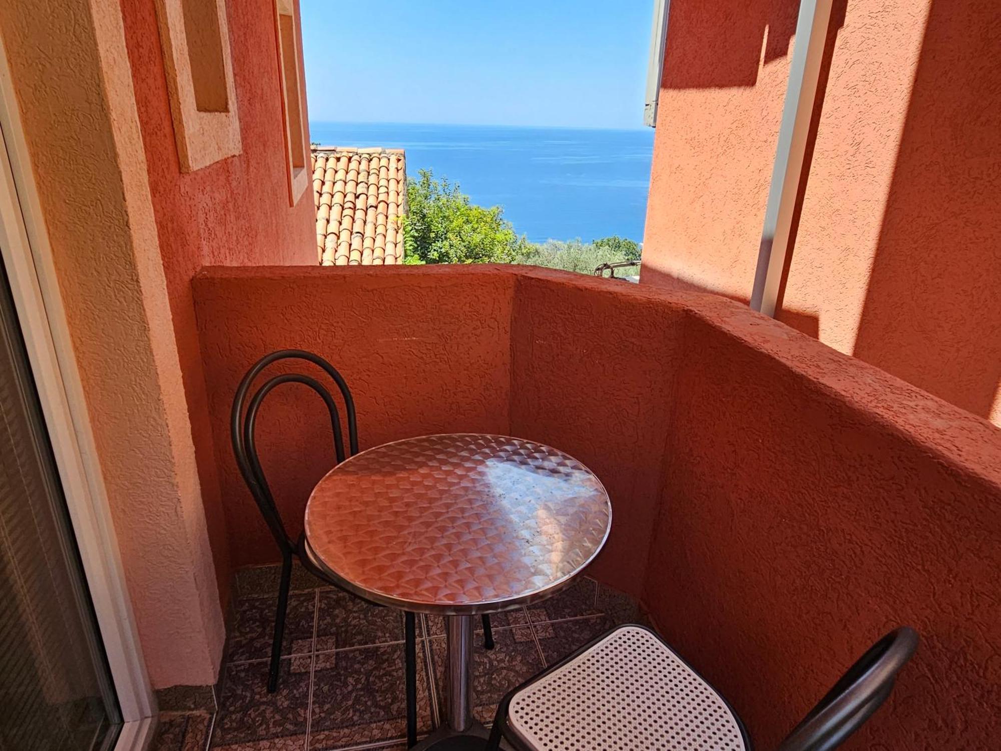 Apartments Drobni Pijesak Petrovac 客房 照片