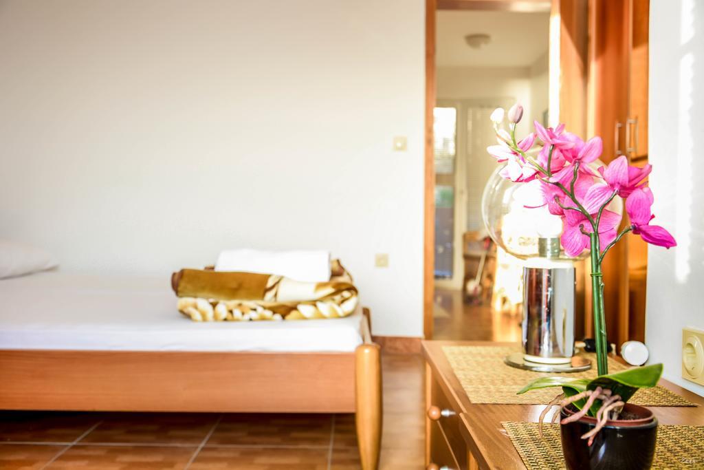Apartments Drobni Pijesak Petrovac 外观 照片