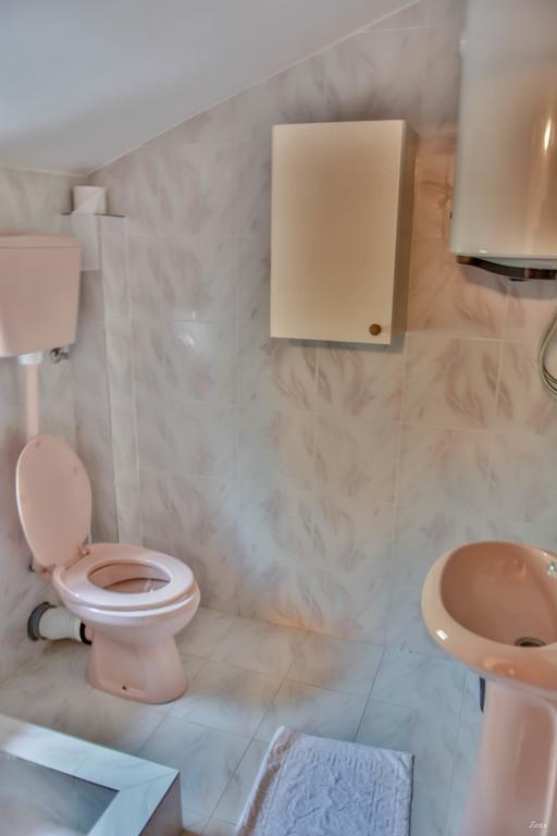 Apartments Drobni Pijesak Petrovac 外观 照片