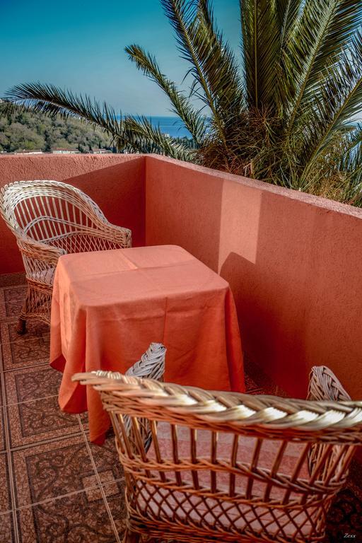 Apartments Drobni Pijesak Petrovac 外观 照片